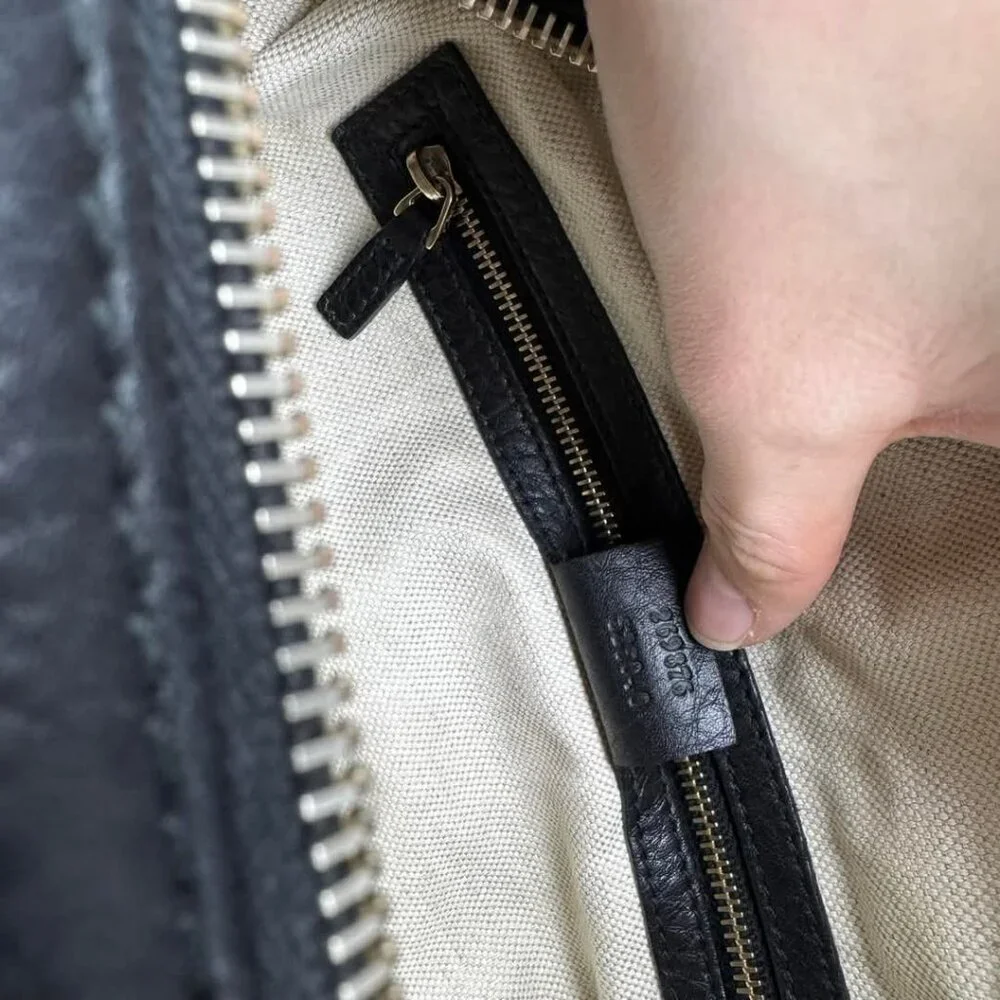 Gucci Boston Small Canvas Vintage Crossbody Bag 625-041125 - Picture 16 of 16